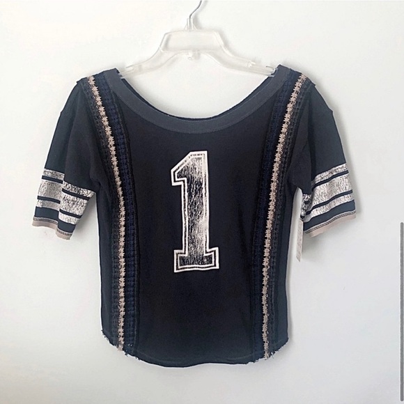 We The Free People First Place Tee
Top XS Black - Picture 3 of 11